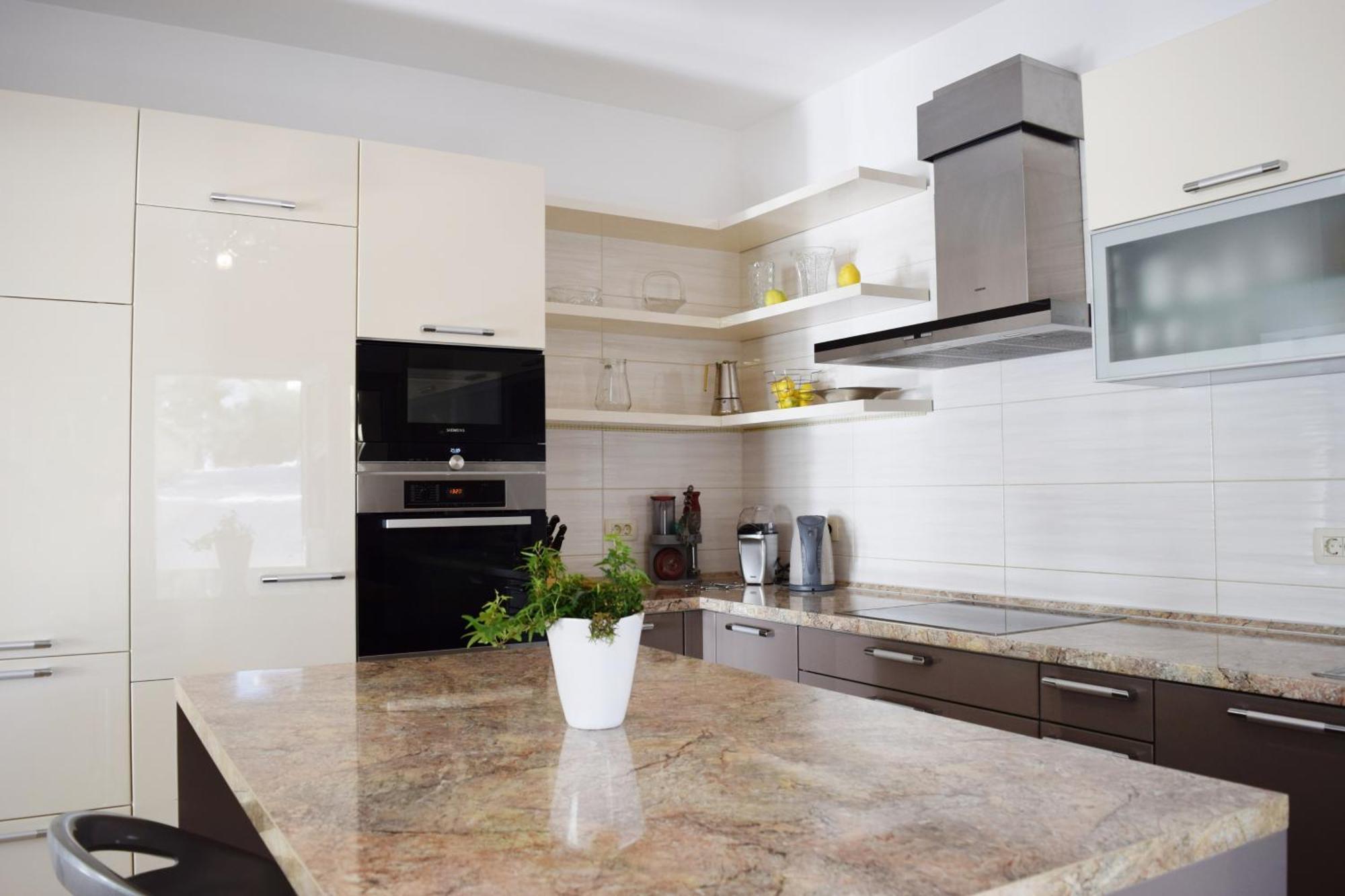 Apartments By The Sea Duce, Omis - 946 Pokoj fotografie