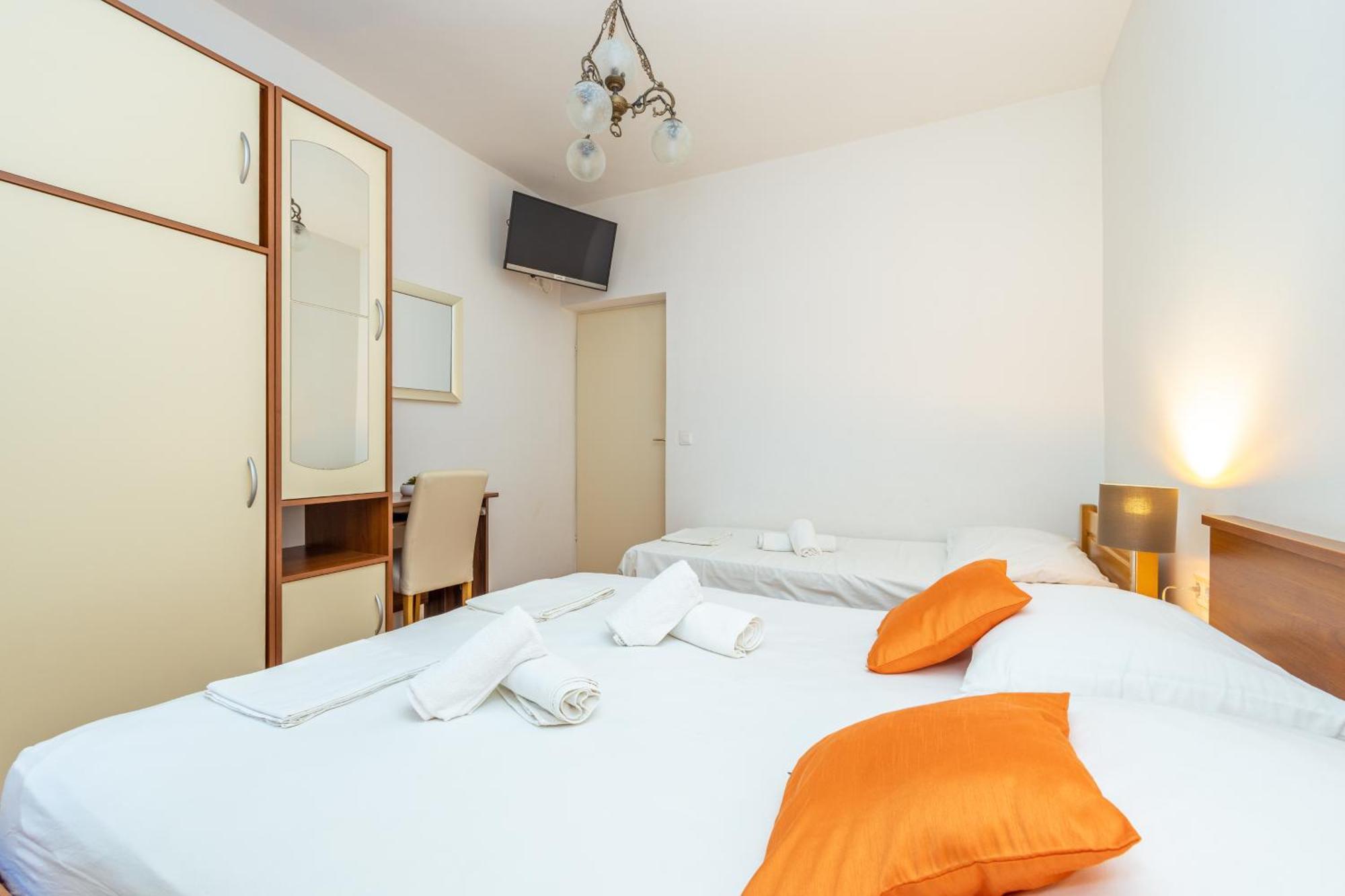 Apartments By The Sea Duce, Omis - 946 Pokoj fotografie