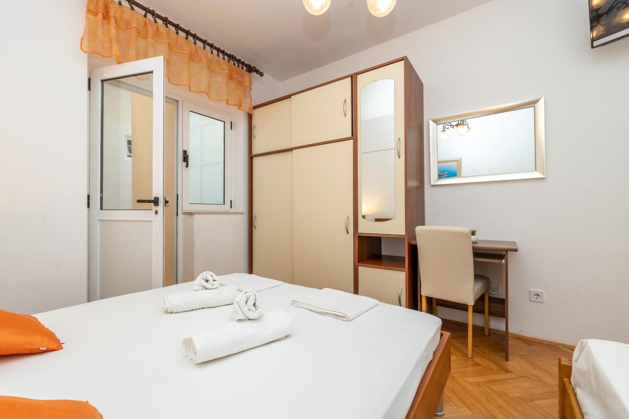Apartments By The Sea Duce, Omis - 946 Pokoj fotografie