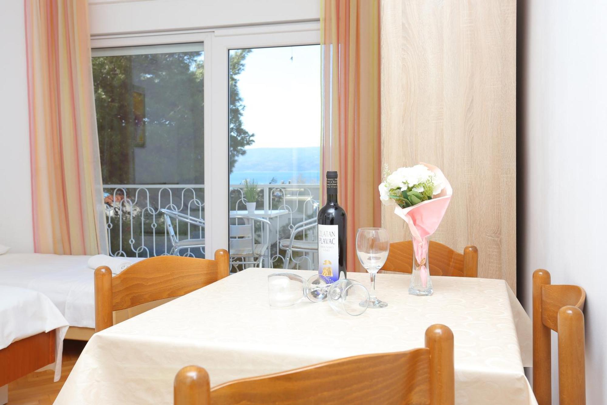 Apartments By The Sea Duce, Omis - 946 Pokoj fotografie